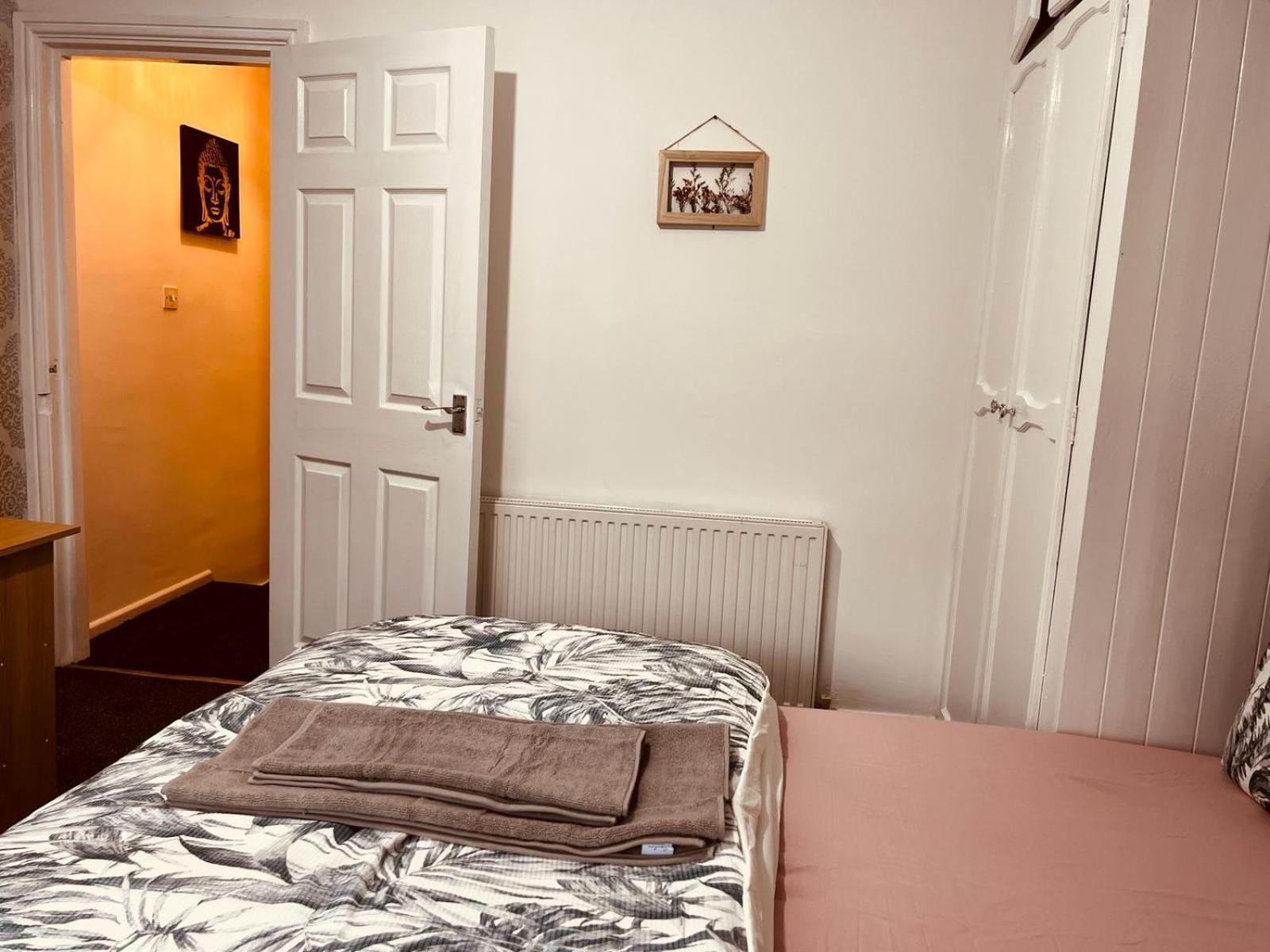 Holiday home House Near Football Ground Nottingham
