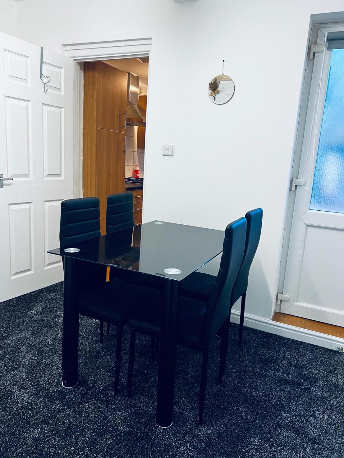 Holiday home House Near Football Ground Nottingham